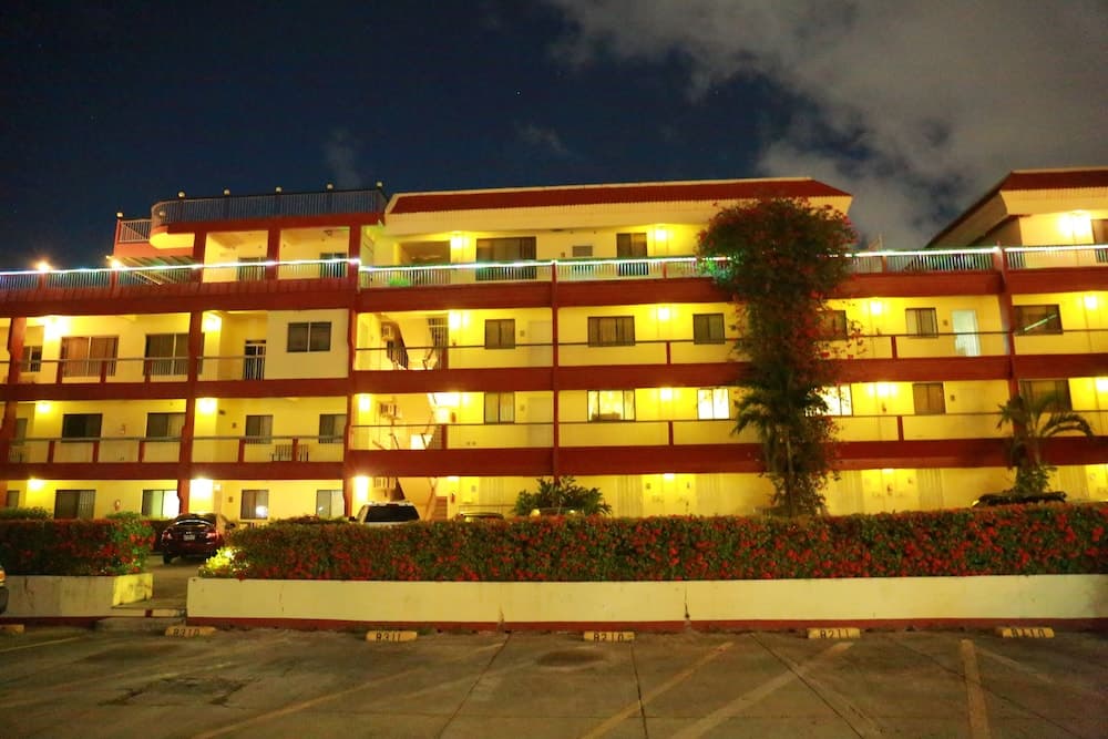 Beach Garden Hotel & Apartment main