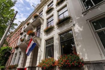 Hotel Allure main