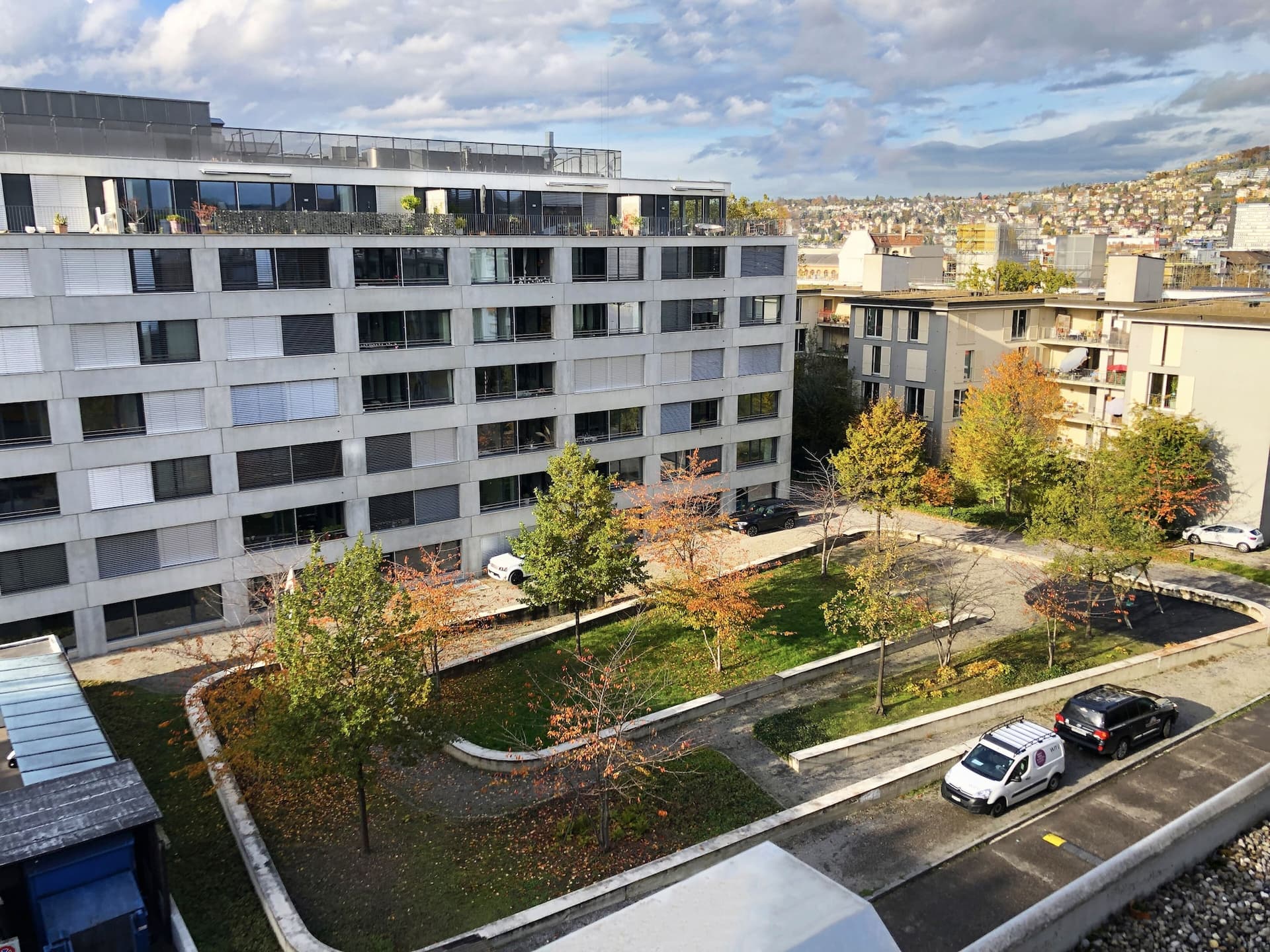 Crowne Plaza Zurich main