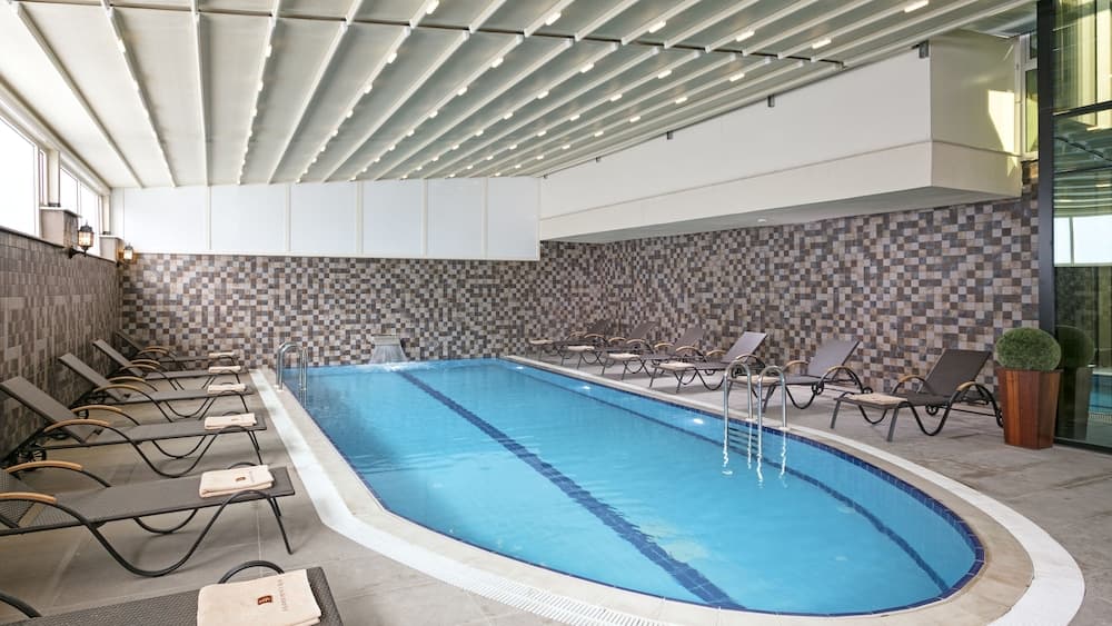 B Business Hotel & Spa main