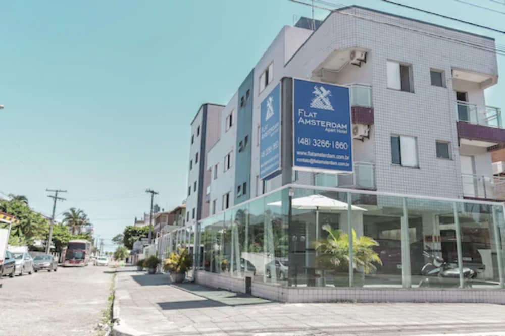 Flat Amsterdam main