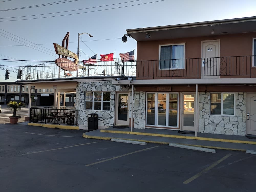 La Hacienda Motel main