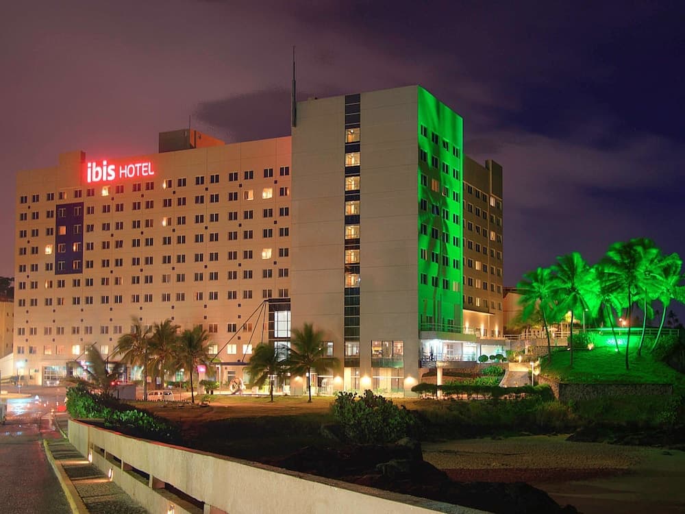 Ibis Salvador Rio Vermelho main