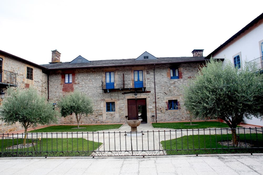 Hotel Monumento Pazo Do Castro main