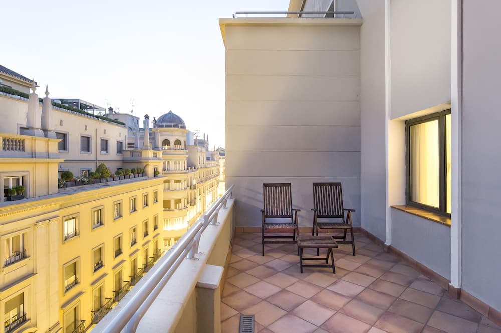 Melia Granada main