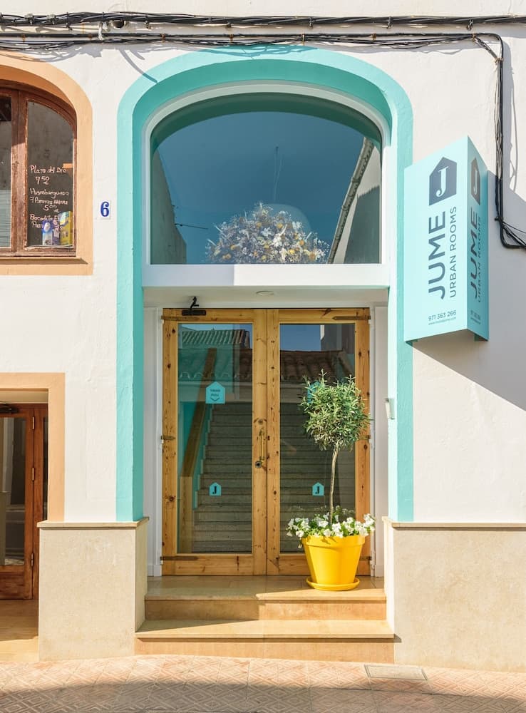 Hostal Jume - Urban Rooms main