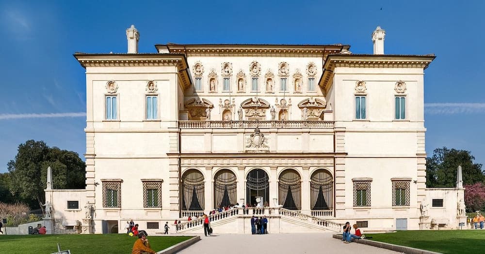 Via Veneto Luxury Suites main