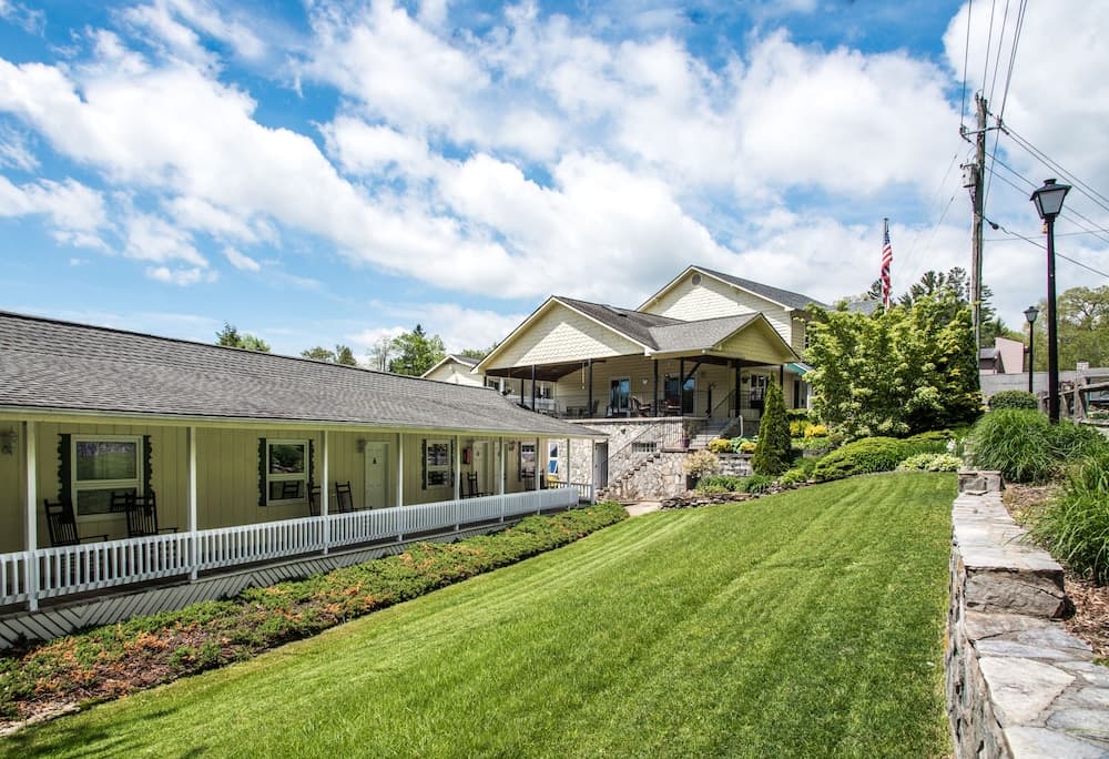 Boxwood Lodge Blowing Rock Near Boone-University main