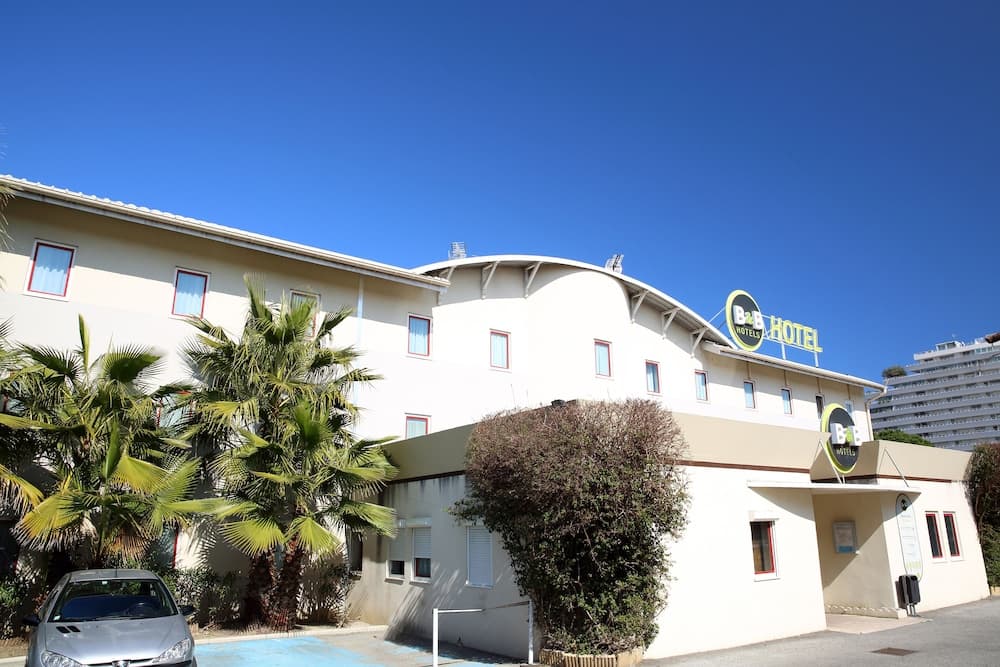 B&B Hôtel Villeneuve Loubet Plage main