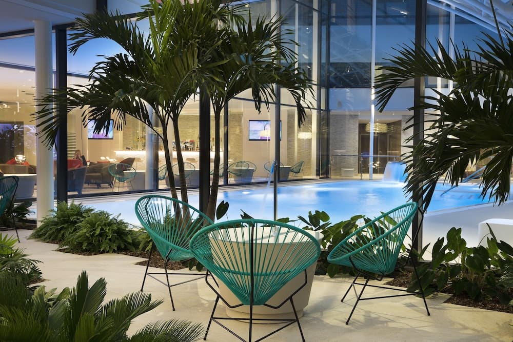 Hôtel Oceania Paris Roissy Aéroport CDG main