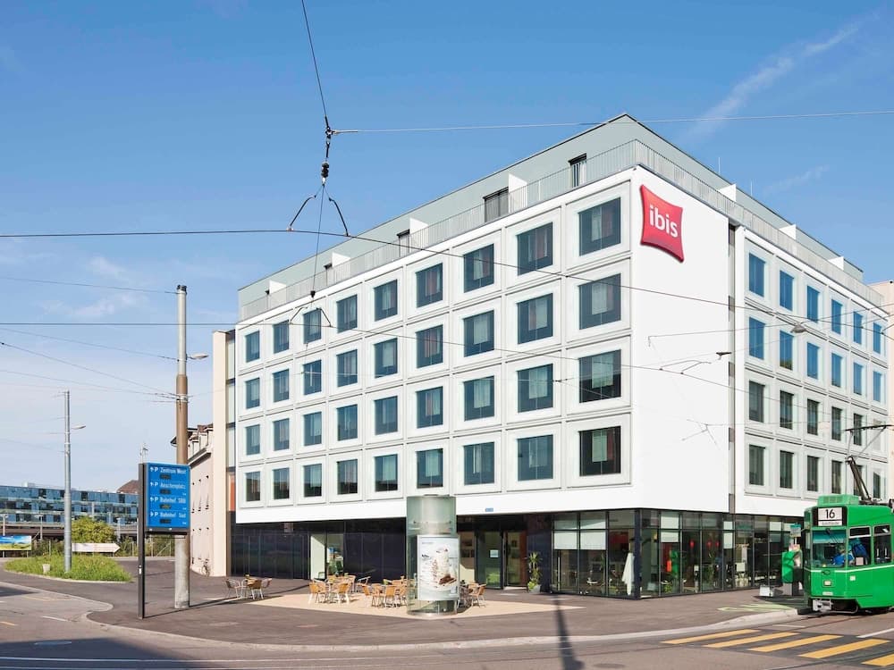 Ibis Basel Bahnhof main