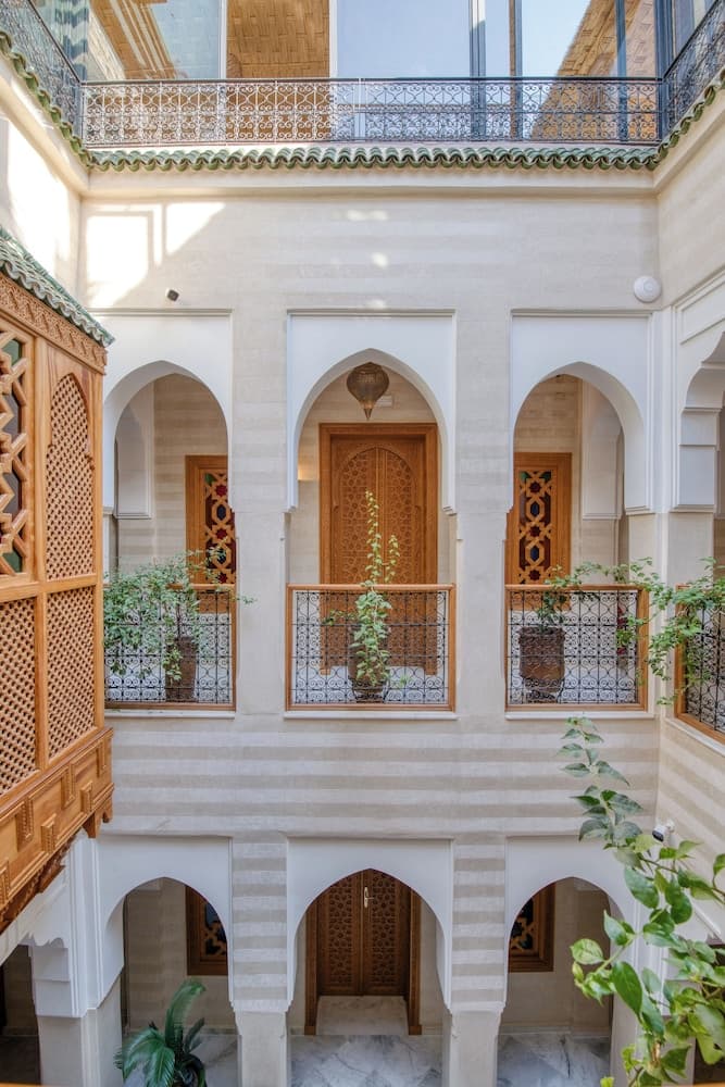 Palais Tara & Spa main