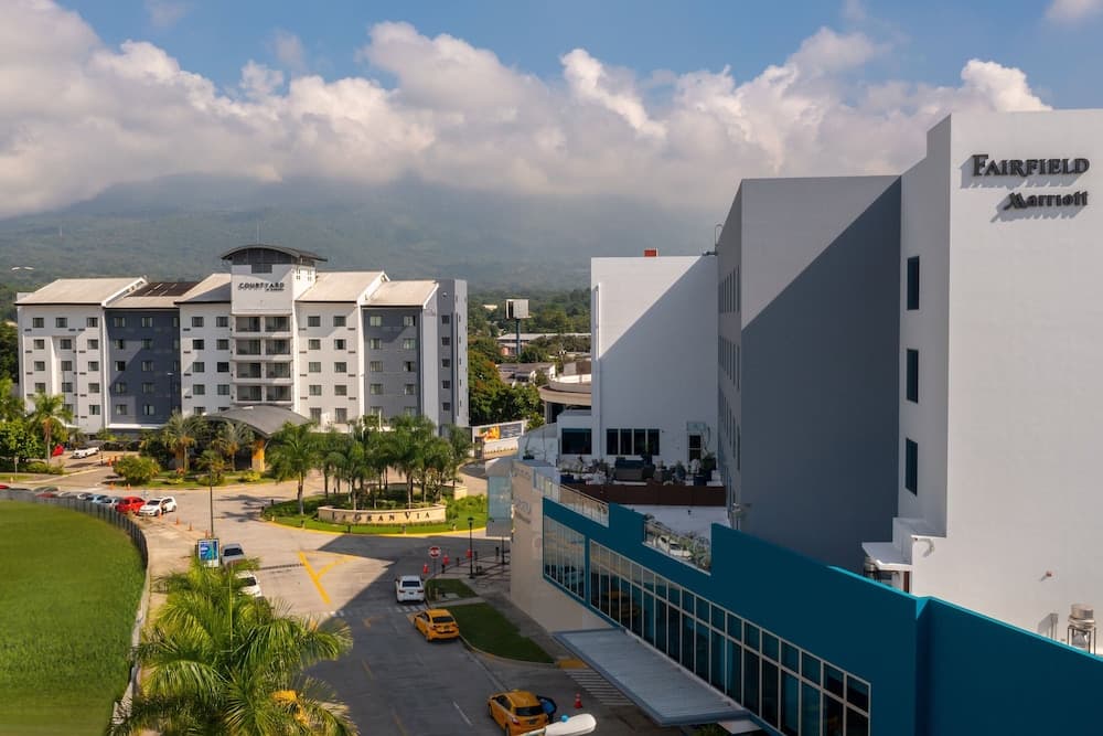 Fairfield By Marriott San Salvador main