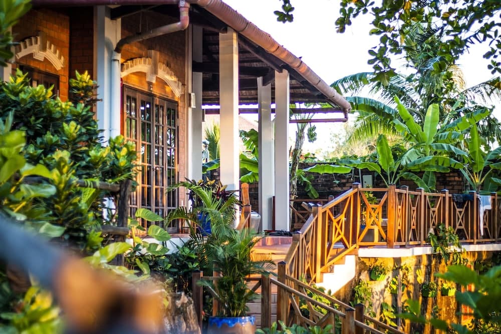 Cassia Cottage main