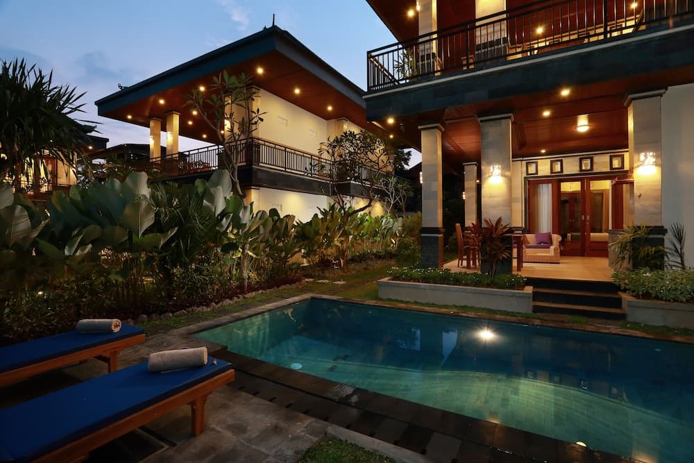 Dewi Sri Private Villa main
