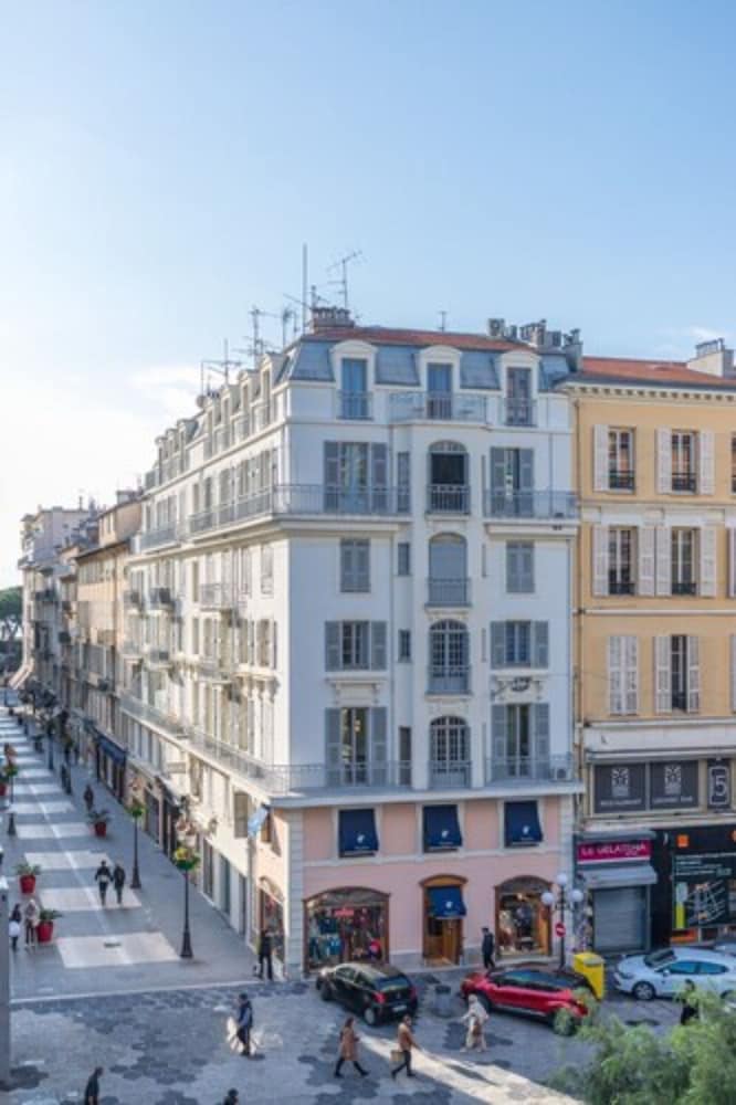 Le Dortoir Boutique Suites (Adults Only) main