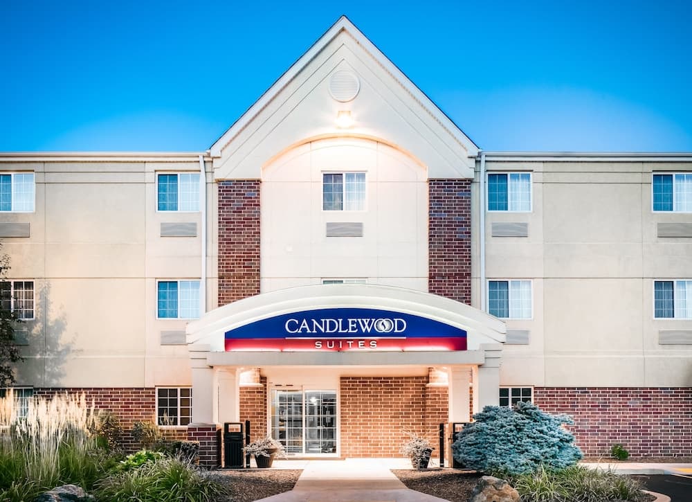 Candlewood Suites Kenosha main