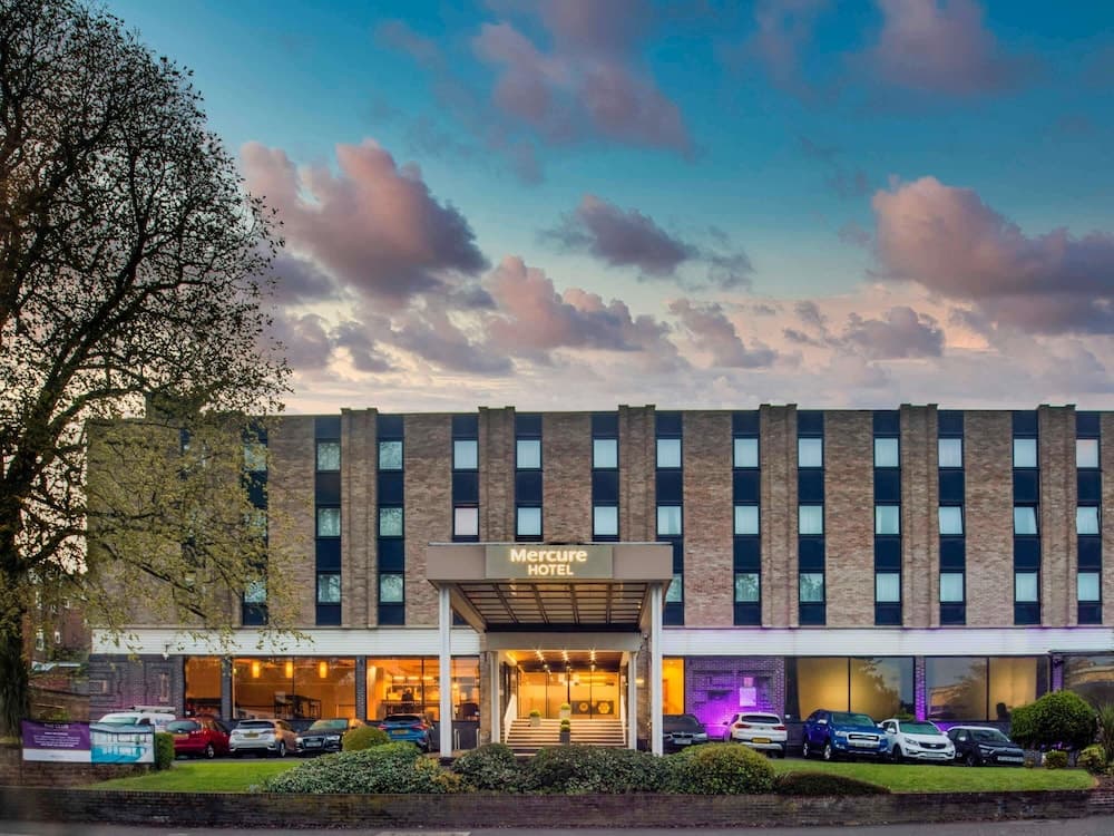 Mercure Nottingham Sherwood Hotel main