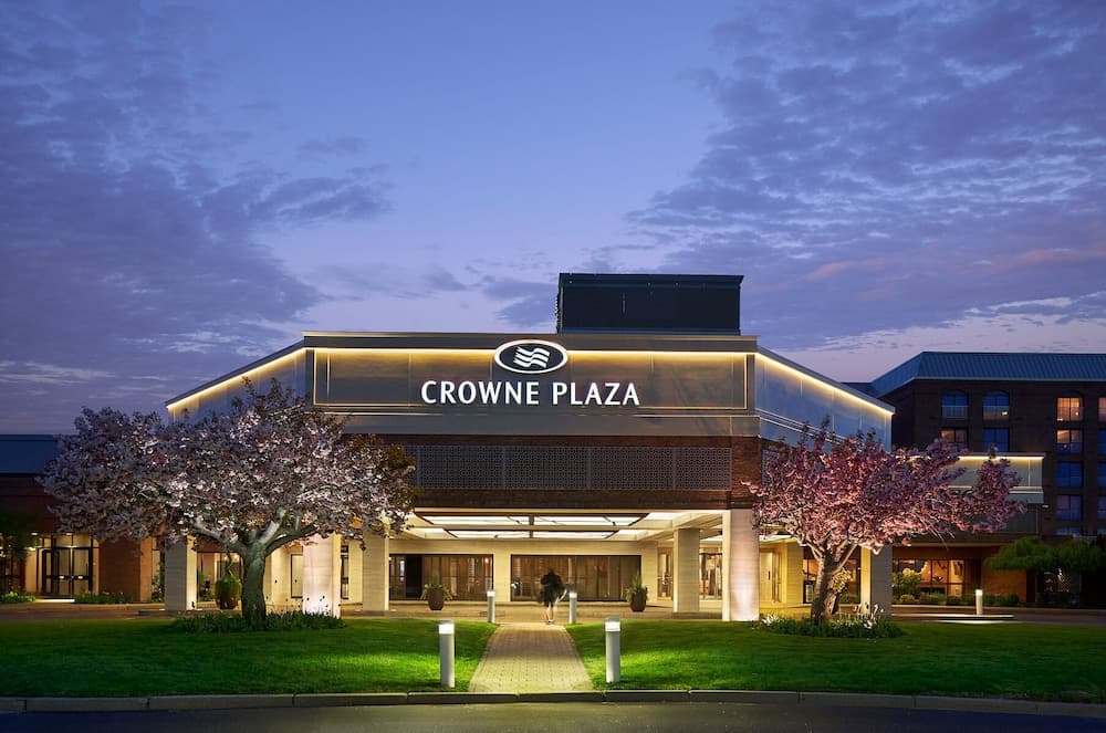 Crowne Plaza Providence-Warwick (Airport) main