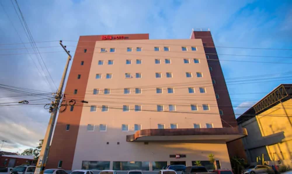 Ibis Petrolina (Adults Only)