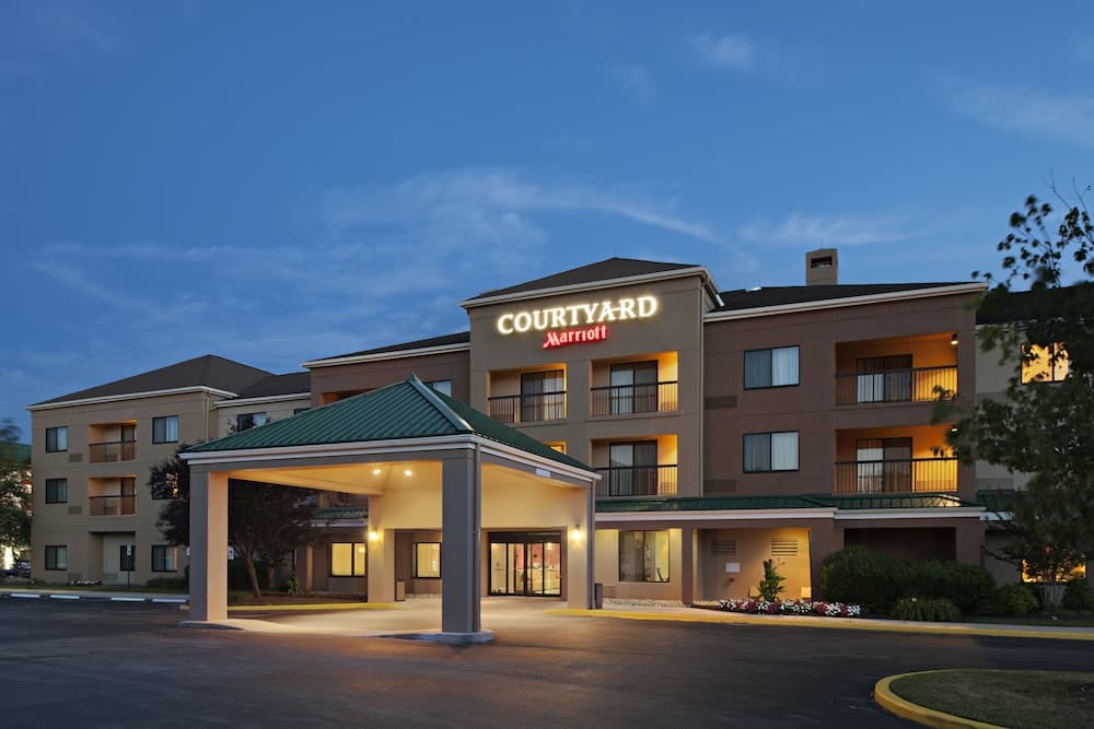 Courtyard Wilmington Brandywine main