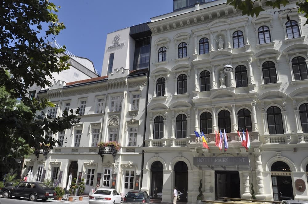 Hotel President Budapest main