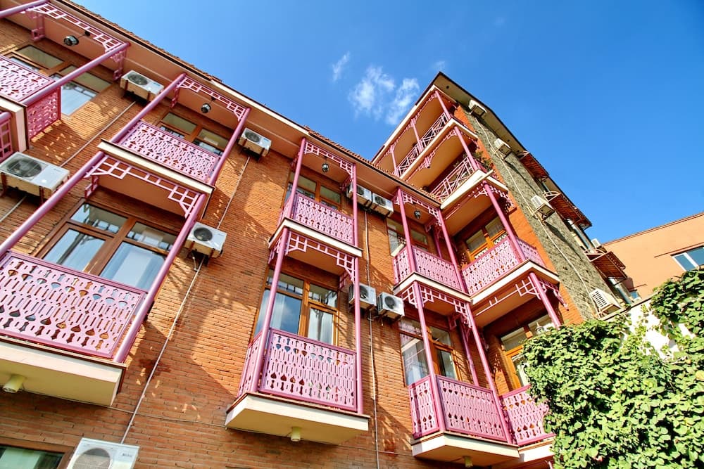 Irmeni Hotel main
