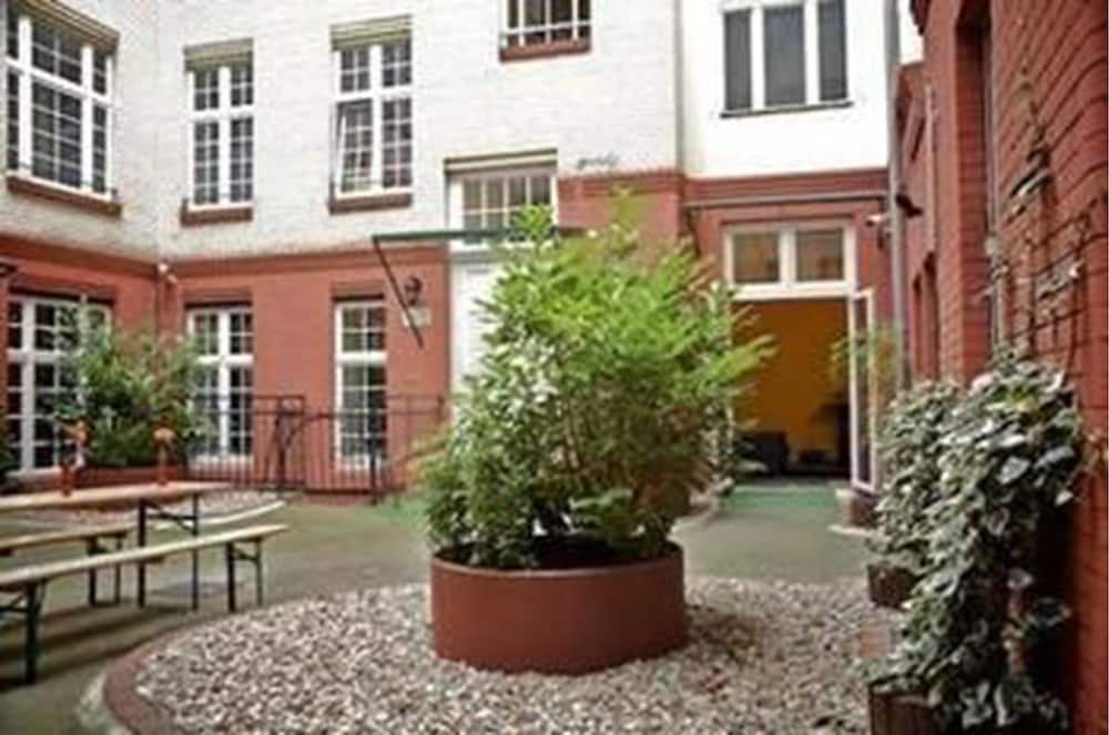 Erlanger Hof main