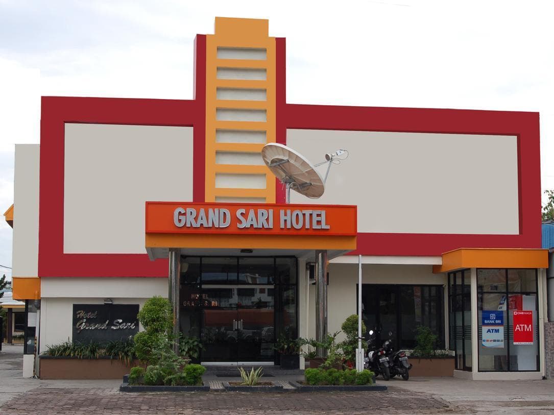 Grand Sari main
