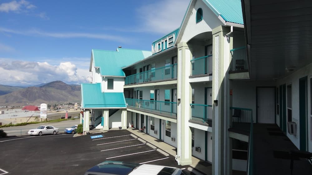 Alpine Motel main