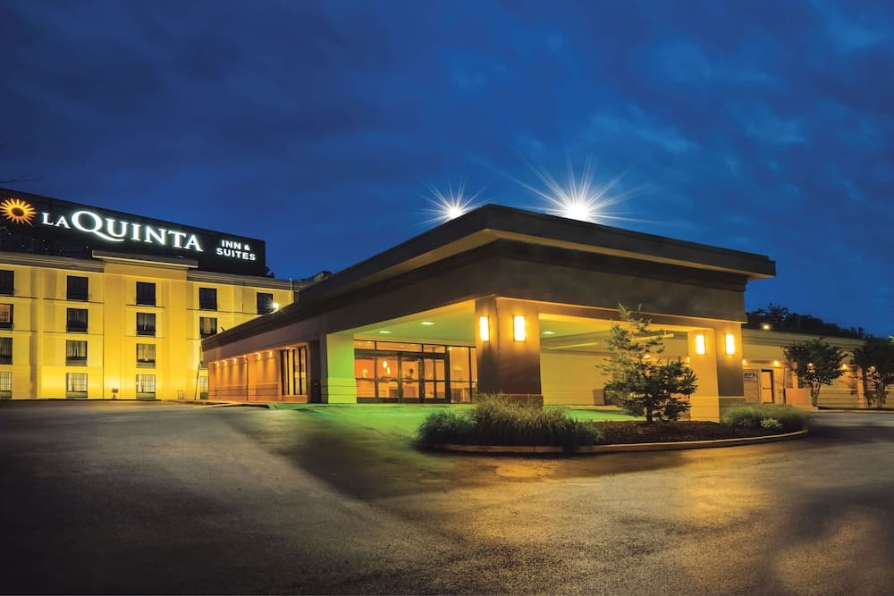 La Quinta Inn & Suites Baltimore South/ Glen Burni main