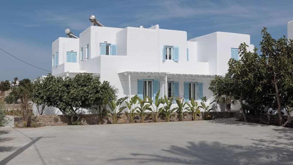 Agia Anna Studios main