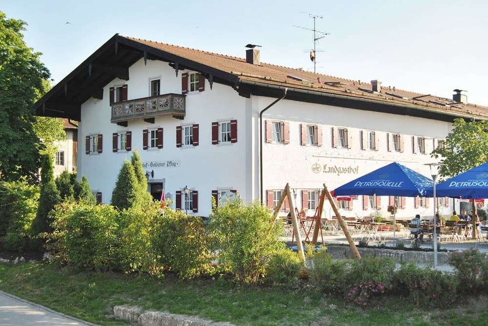 Landhotel Goldener Pflug main