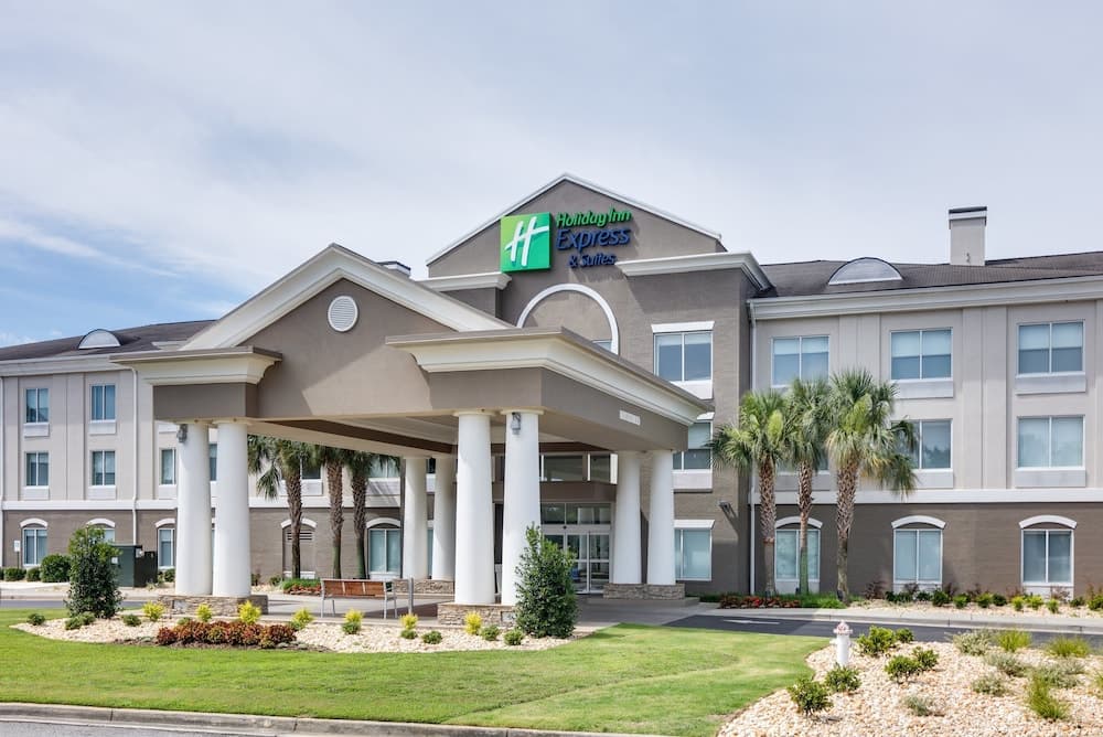 Holiday Inn Express And Suites Dublin An Ihg Hotel main