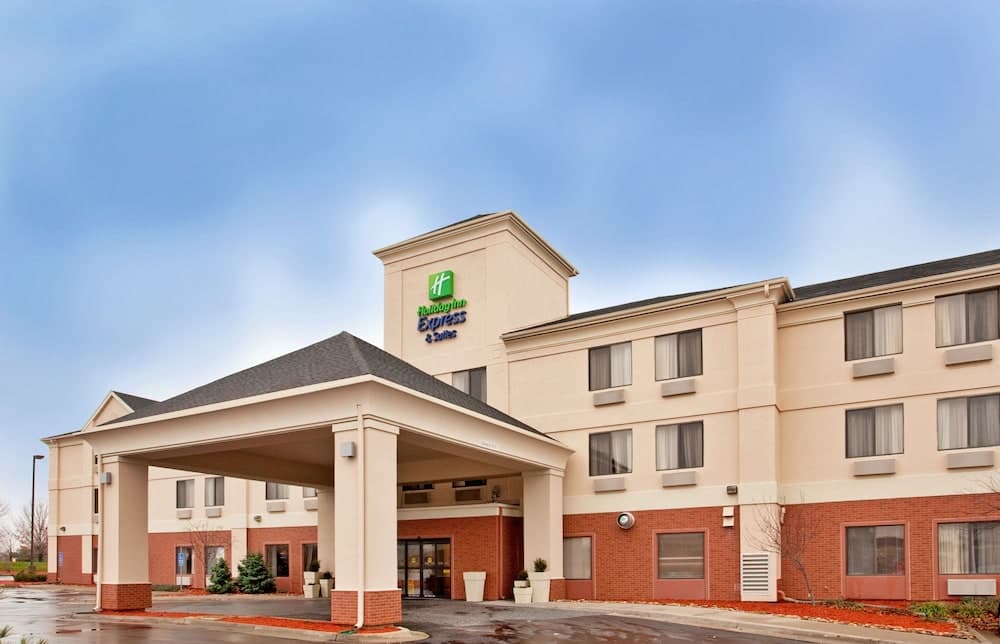 Holiday Inn Express And Suites Kansas City Liberty main