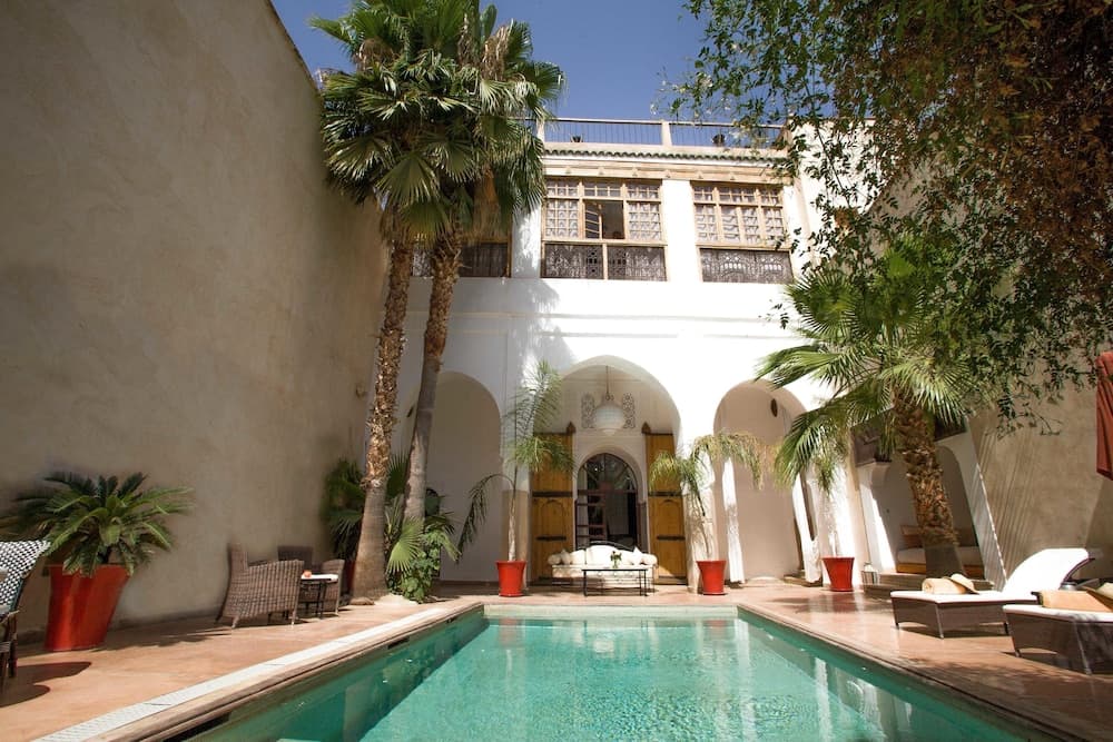 Riad Charai main