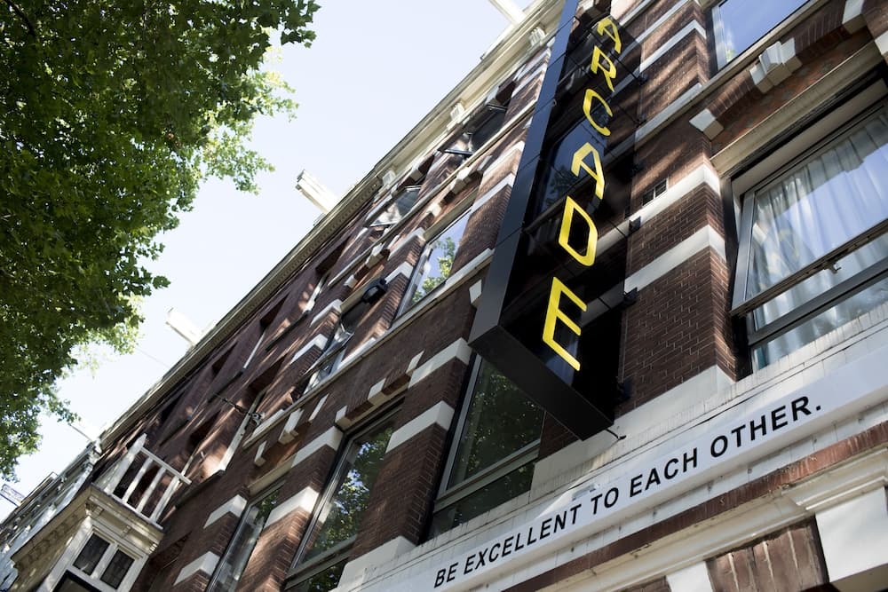 The Arcade Hotel main