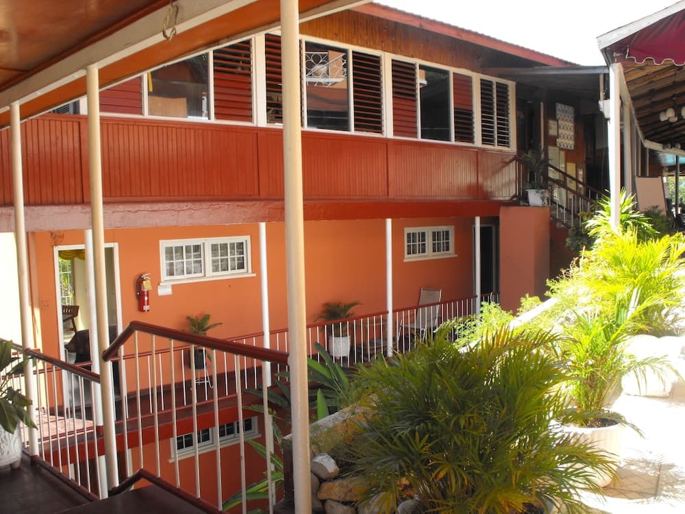 Verney House Resorts main