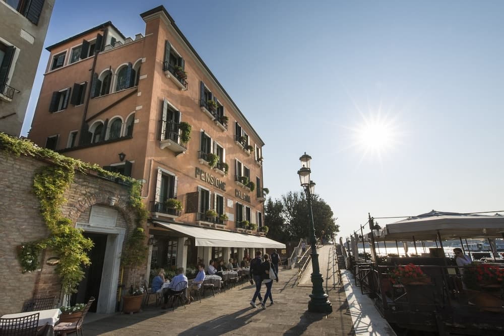 La Calcina Suites main