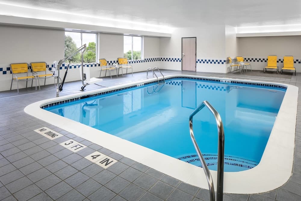 Comfort Inn & Suites Olathe - Kansas City main