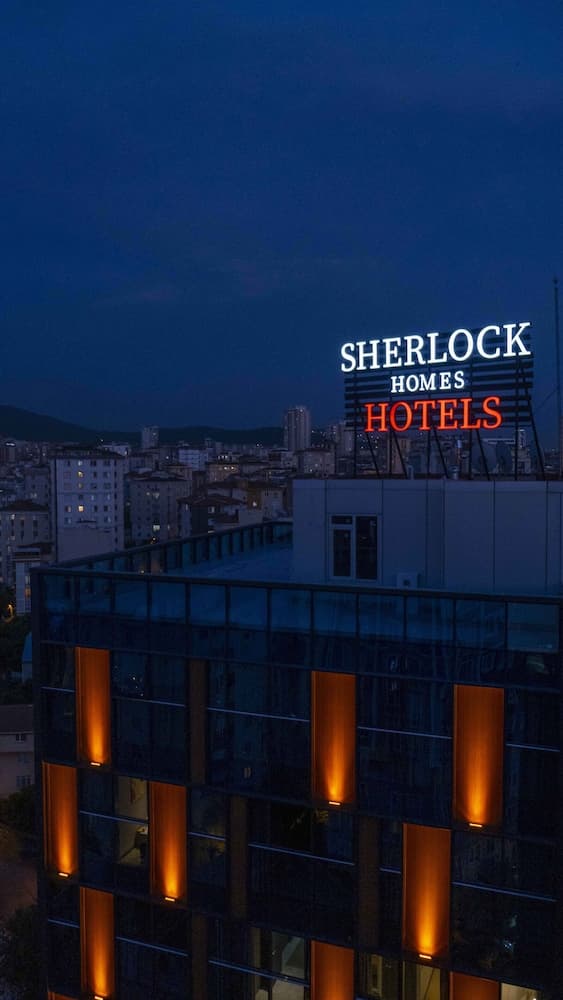 Sherlock Homes Hotels main