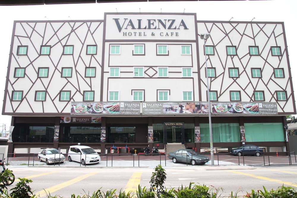 Valenza Hotel & Cafe main