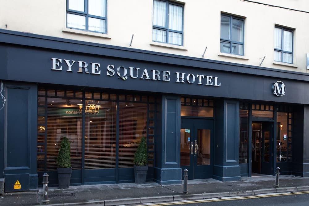 Eyre Square Hotel main