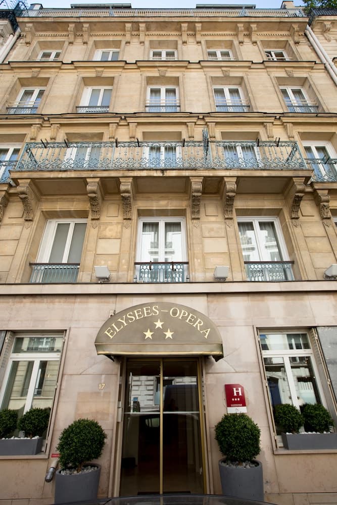 Elysees Opera Hotel main