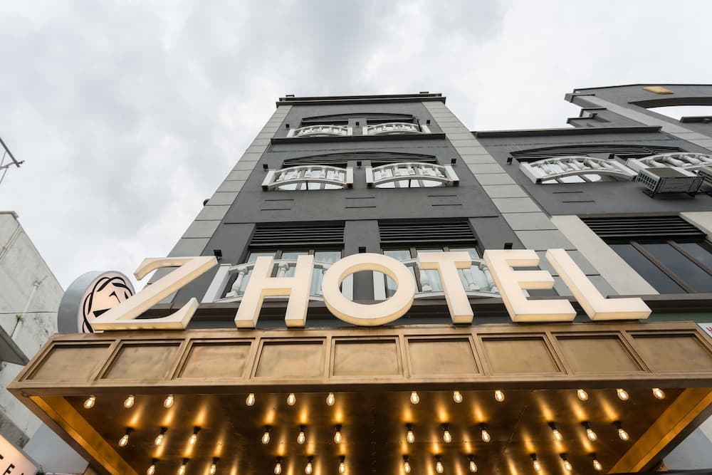 Z Hotel main