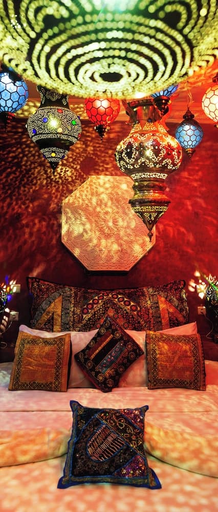 Riad Oulaya main