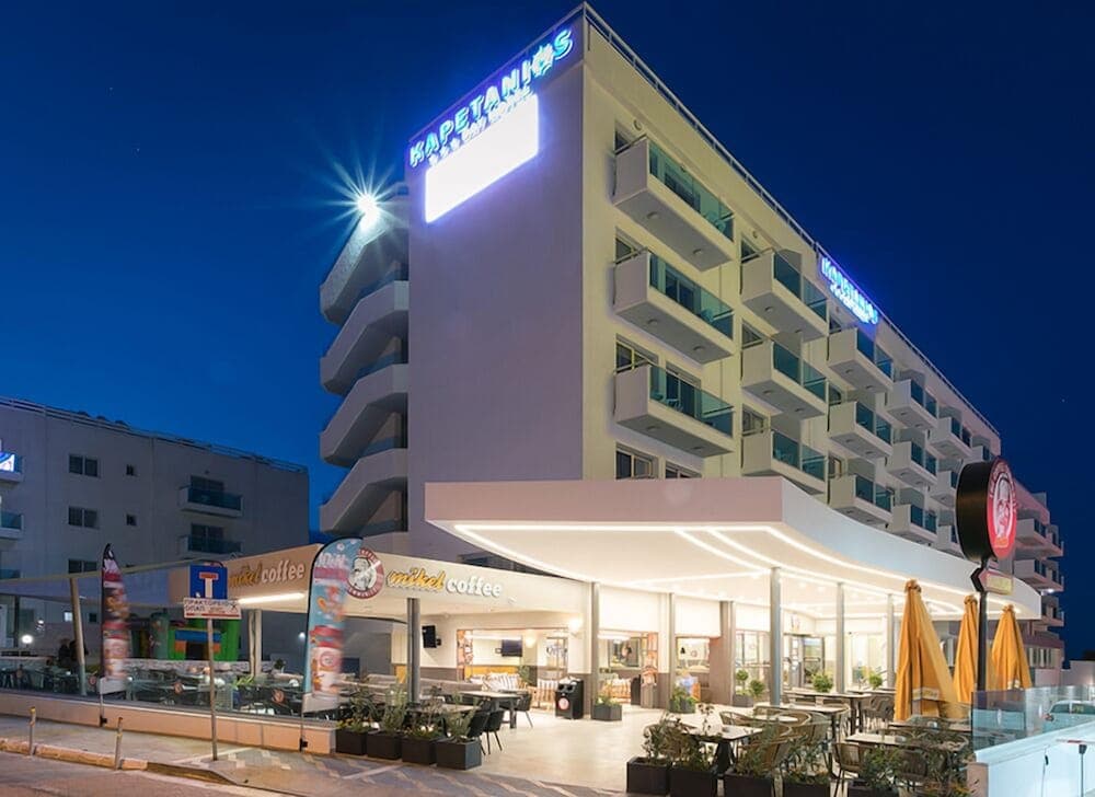 Kapetanios Bay Hotel main