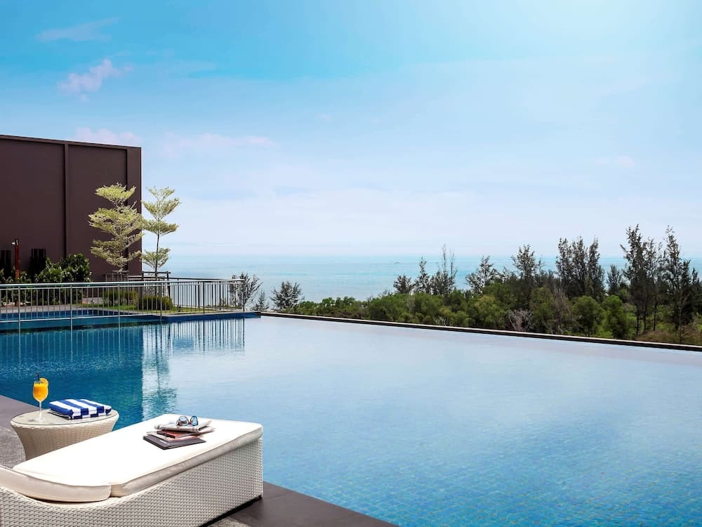 Pullman Miri Waterfront main