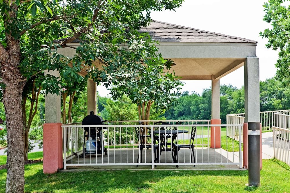 Sonesta Simply Suites Nashville Brentwood main
