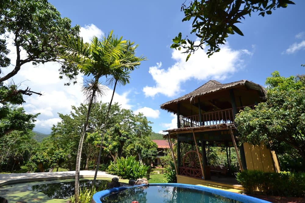 Touch Star Resort main